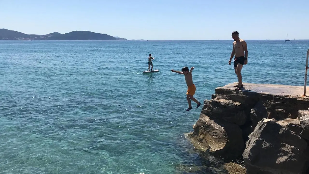 公寓 Plage St Jean Residence Le Golfe D Azur 拉西约塔